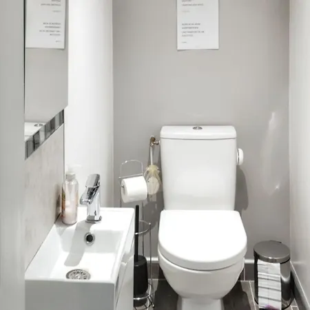 Charmante Maison A Avec Terrasse Privee