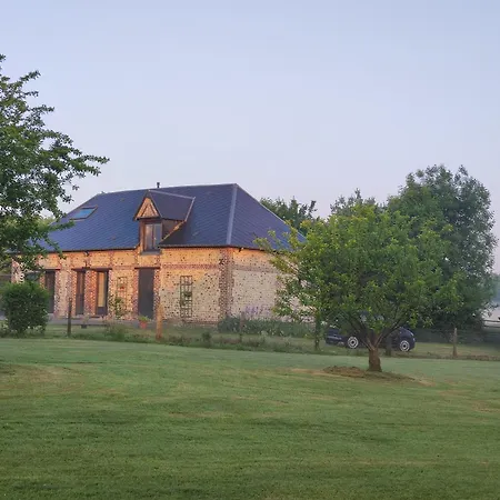 Dom wakacyjny Charmante Maison A Avec Terrasse Privee